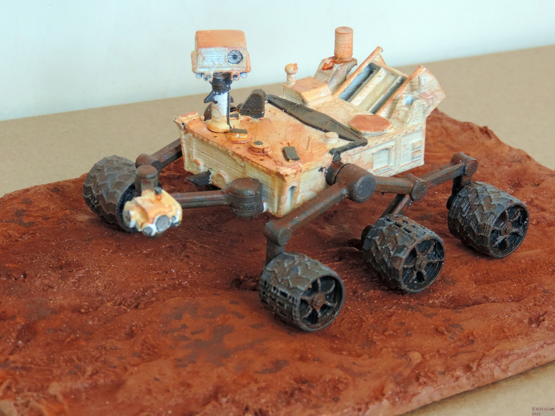 NASA Curiosity Rover £D model with Mars terrain