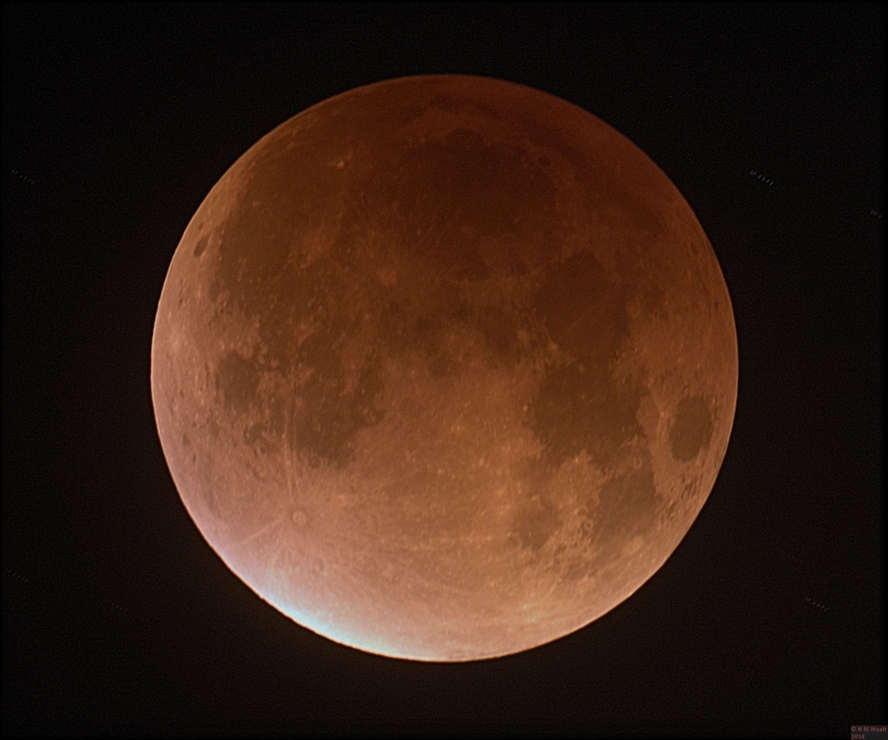 Total eclipse of the moon Total eclipse of the moon